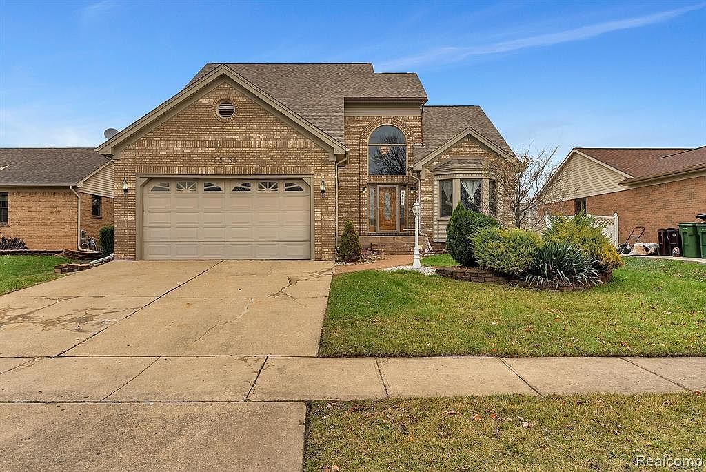 15135 Churchill St Southgate, MI 48195 - Thumbnail 4