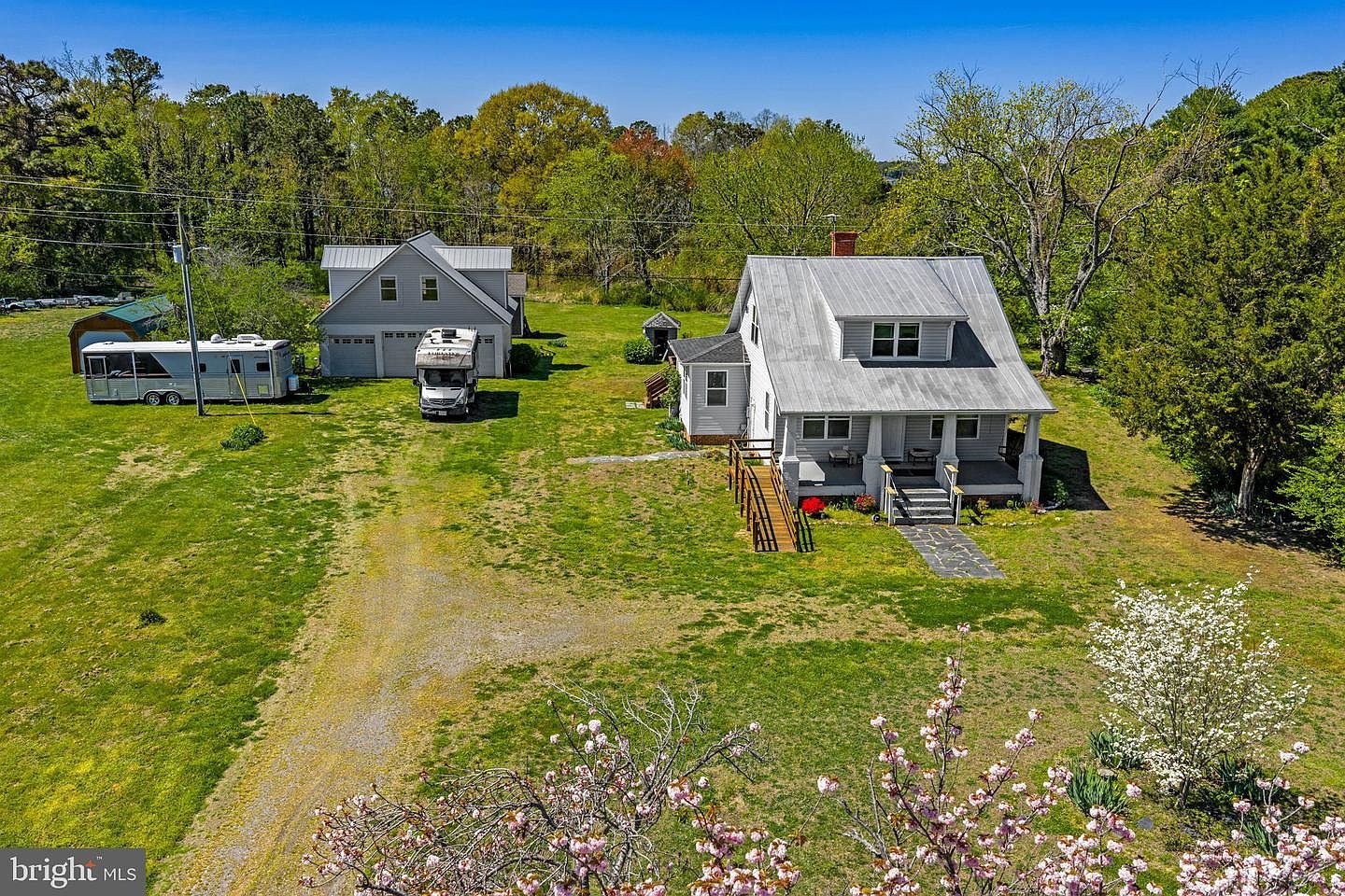 4809 Coles Point Rd Hague, VA 22469 - Thumbnail 4