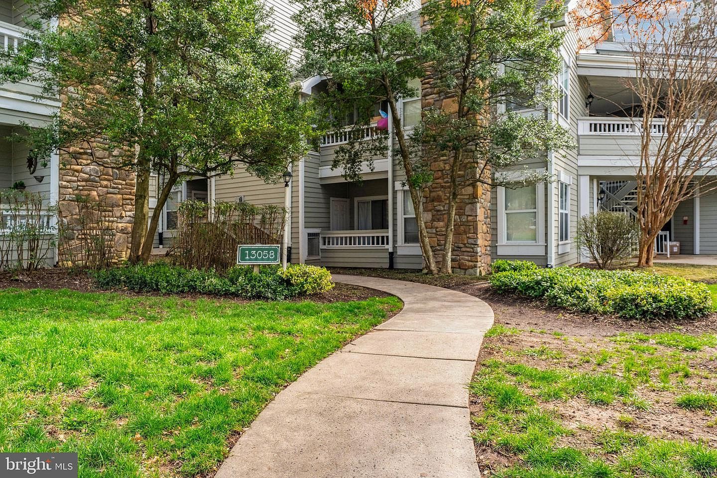 13058 Autumn Woods Way APT 105 Fairfax, VA 22033 - Thumbnail 4