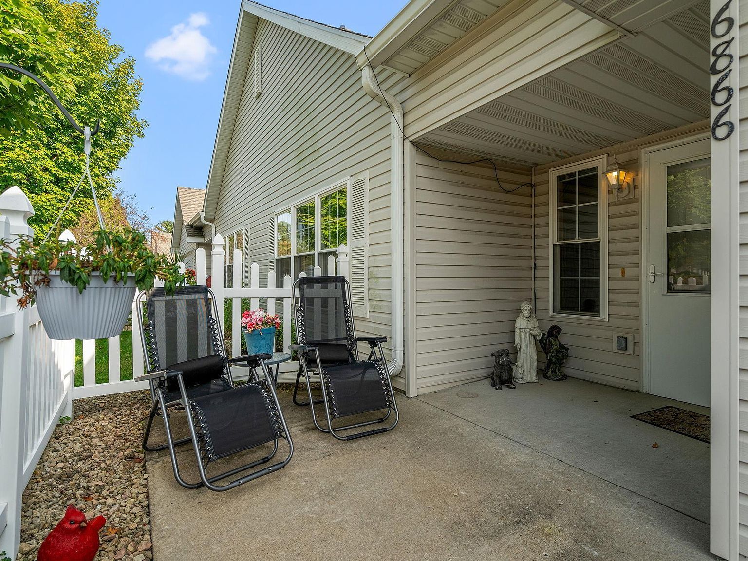 6866 Blackhawk Trl #12 Inver Grove Heights, MN 55077 - Thumbnail 4