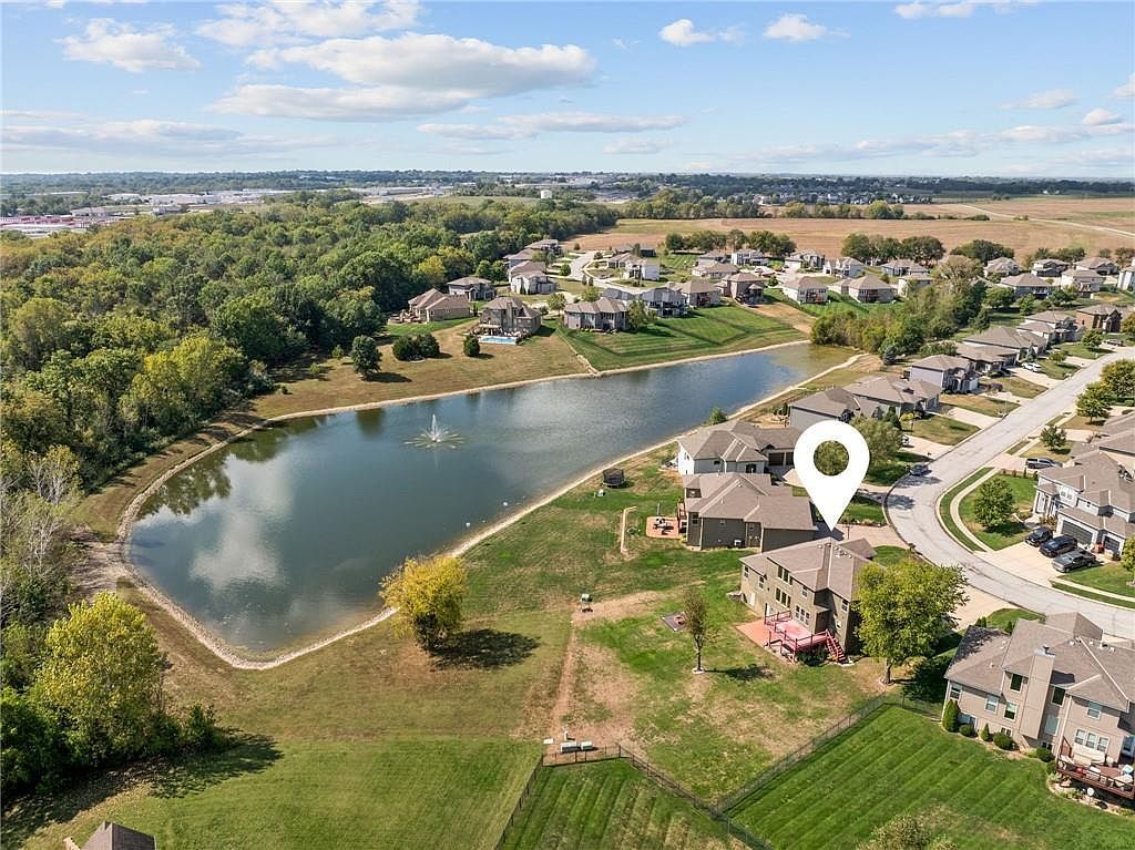 1210 Hillmann Ln Warrensburg, MO 64093 - Thumbnail 4