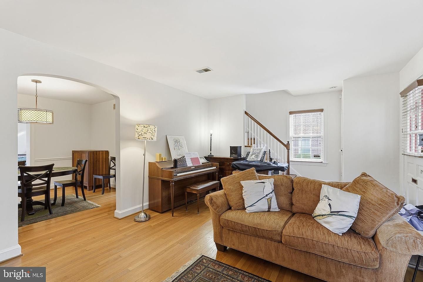 8209 Meadowbrook Ln Chevy Chase, MD 20815 - Thumbnail 4