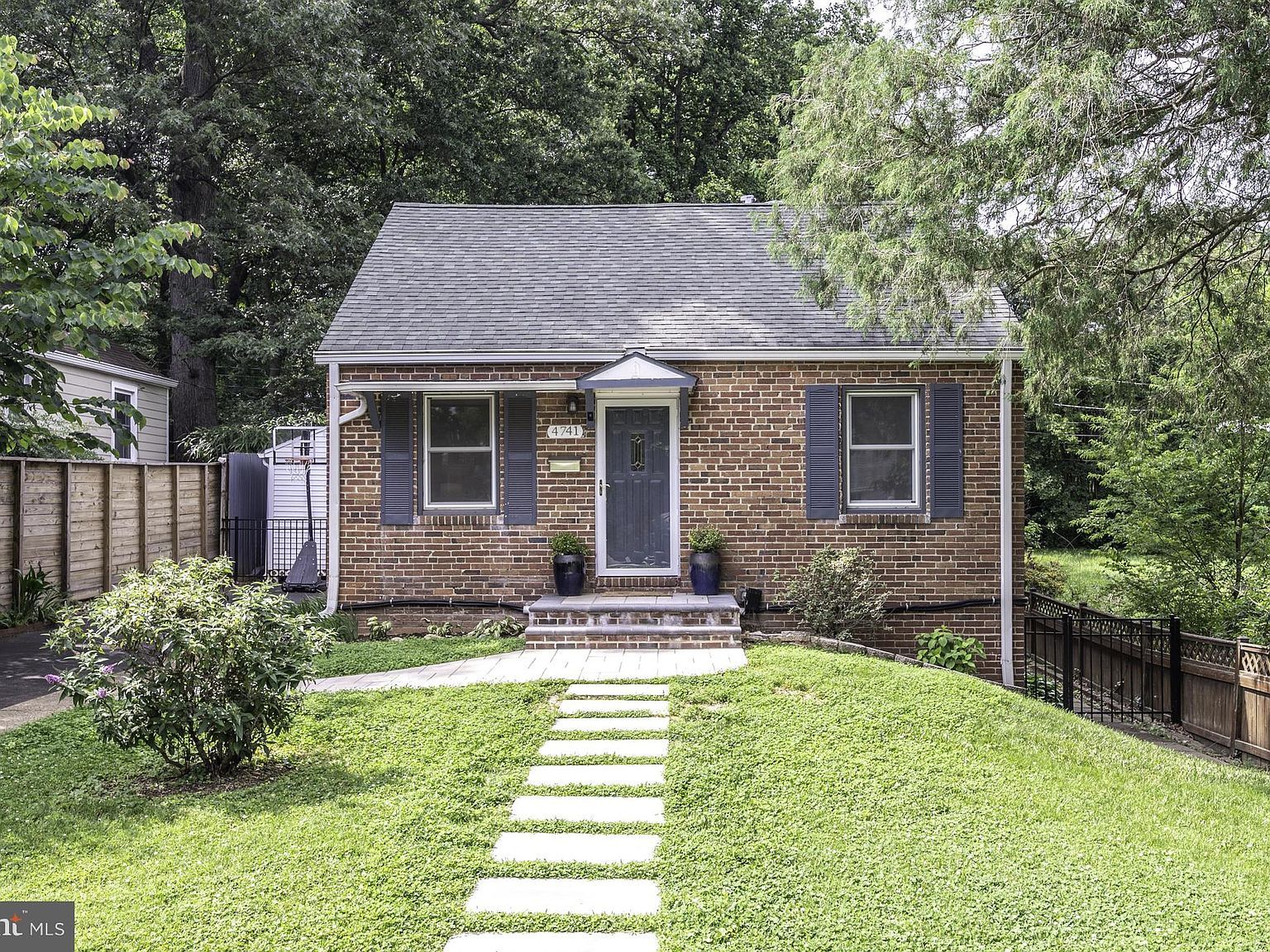 4741 20th St N Arlington, VA 22207 - Thumbnail 4