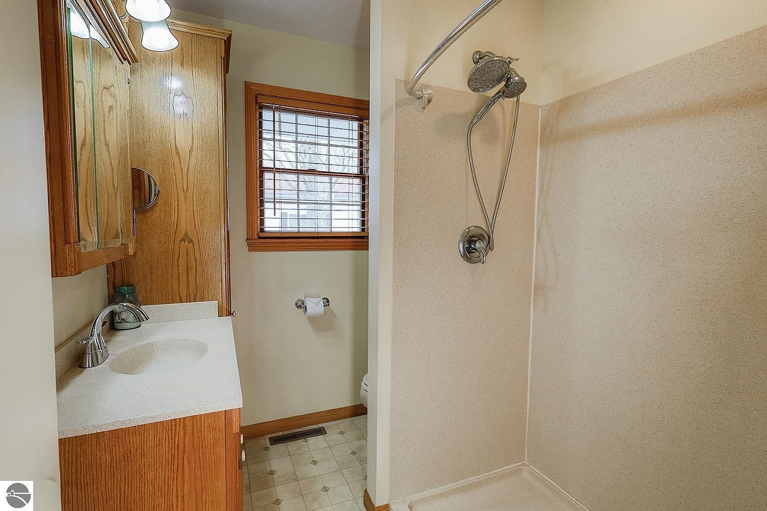 7964 Cedar Lake Rd Oscoda, MI 48750 - Thumbnail 4