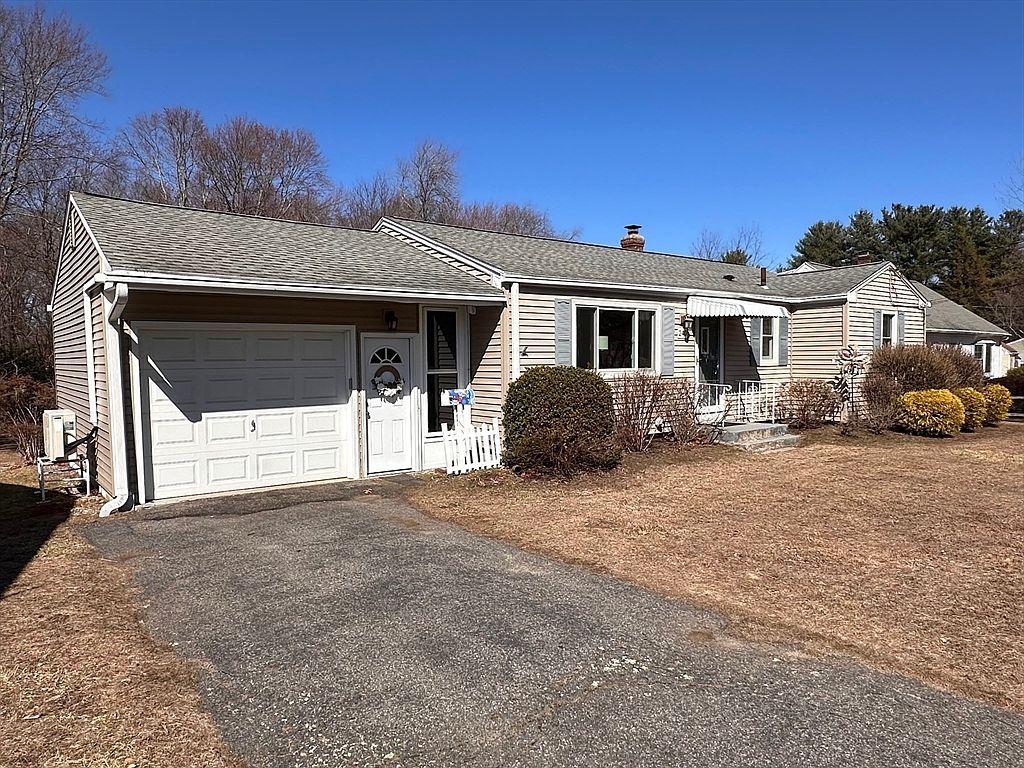 240 McCarthy Ave Chicopee, MA 01020 - Thumbnail 4