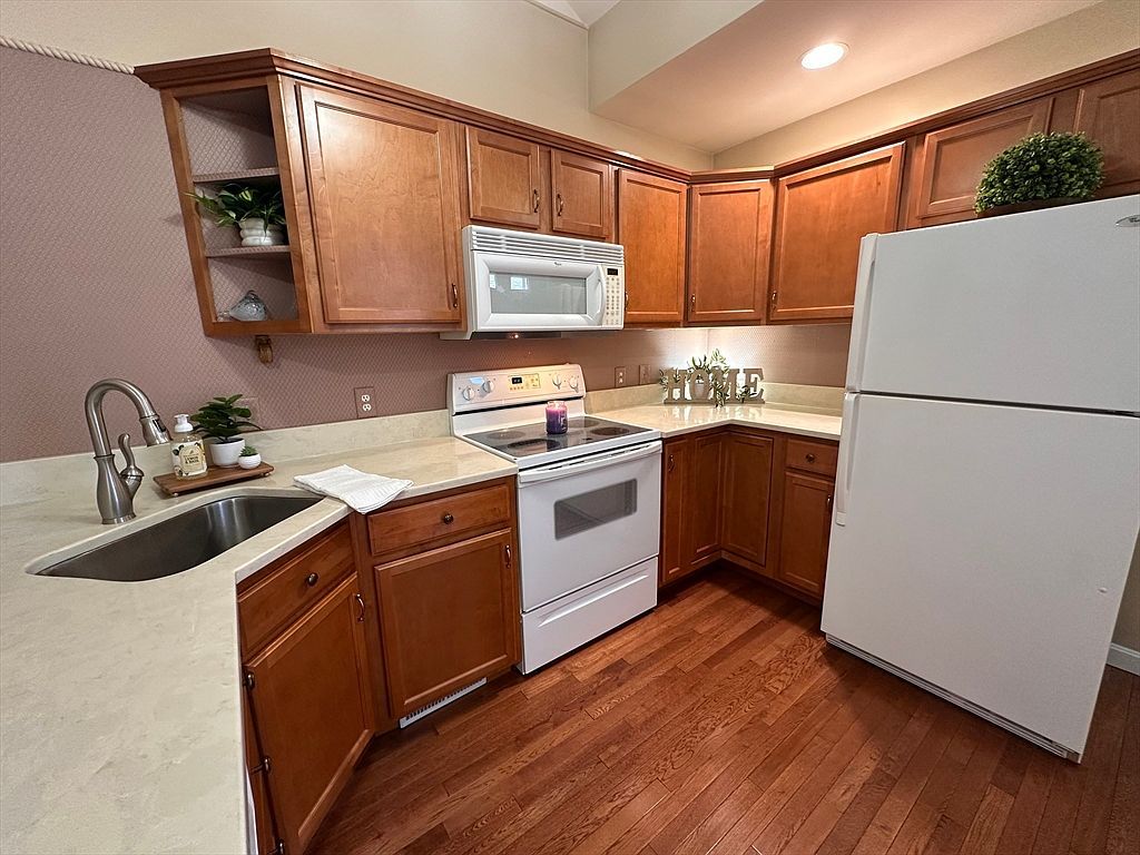 138 Brookfield Ln Unit 138 Agawam, MA 01001 - Thumbnail 4