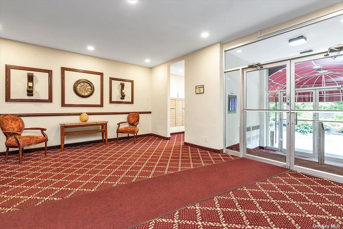 30 Pearsall Ave APT 3H Glen Cove, NY 11542 - Thumbnail 4