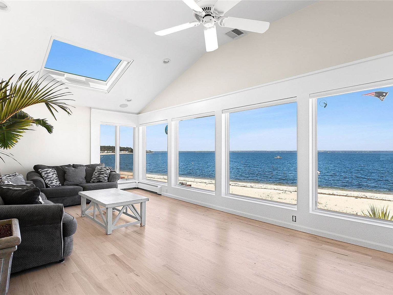 23 E Shore Dr Bayville, NY 11709 - Thumbnail 4