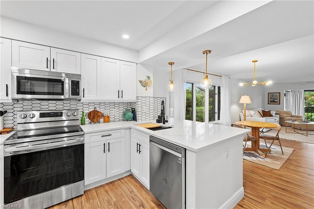 1510 Oyster Catcher Poin #1510B Naples, FL 34105 - Thumbnail 4