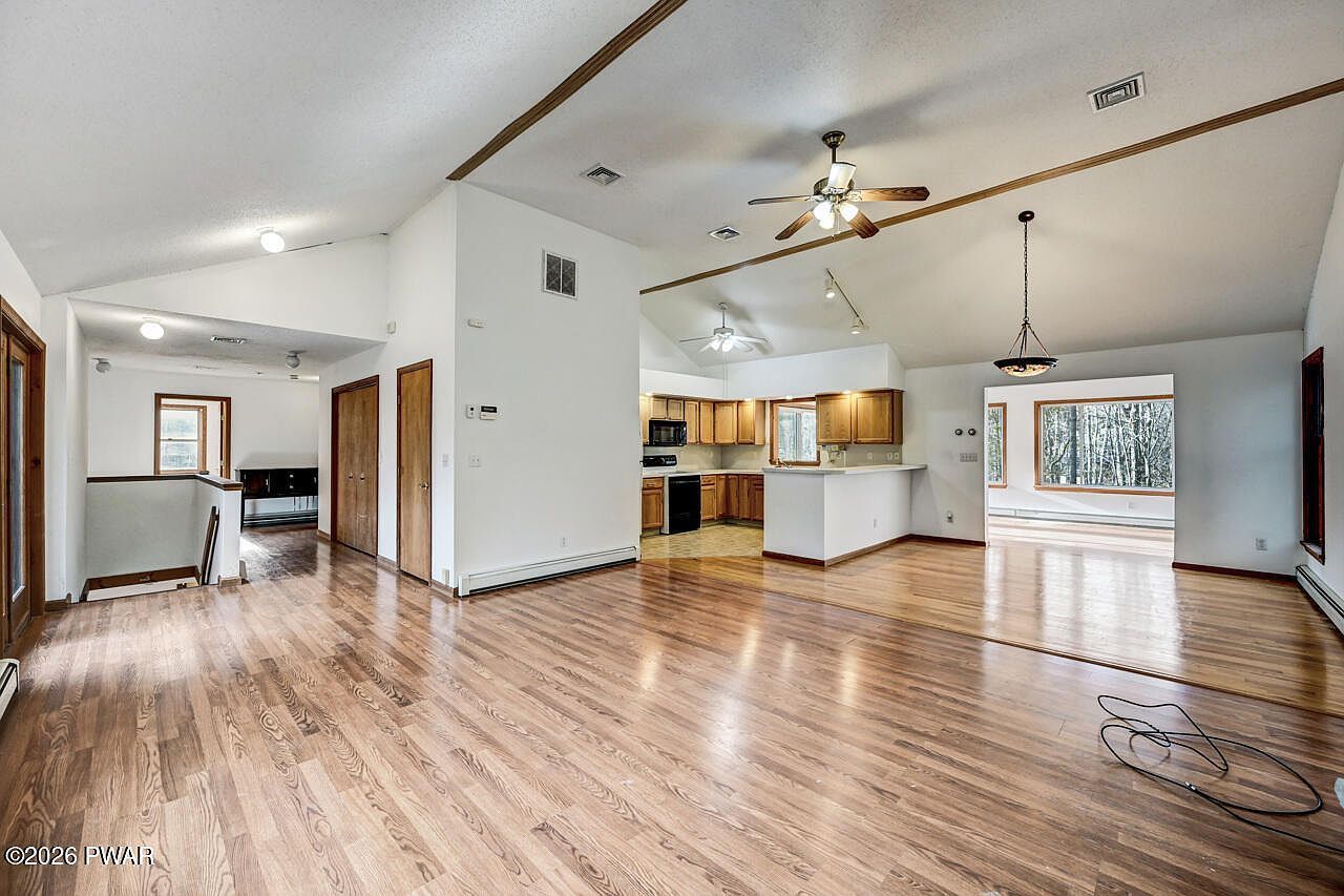 145 Underwood Ln Lake Ariel, PA 18436 - Thumbnail 4