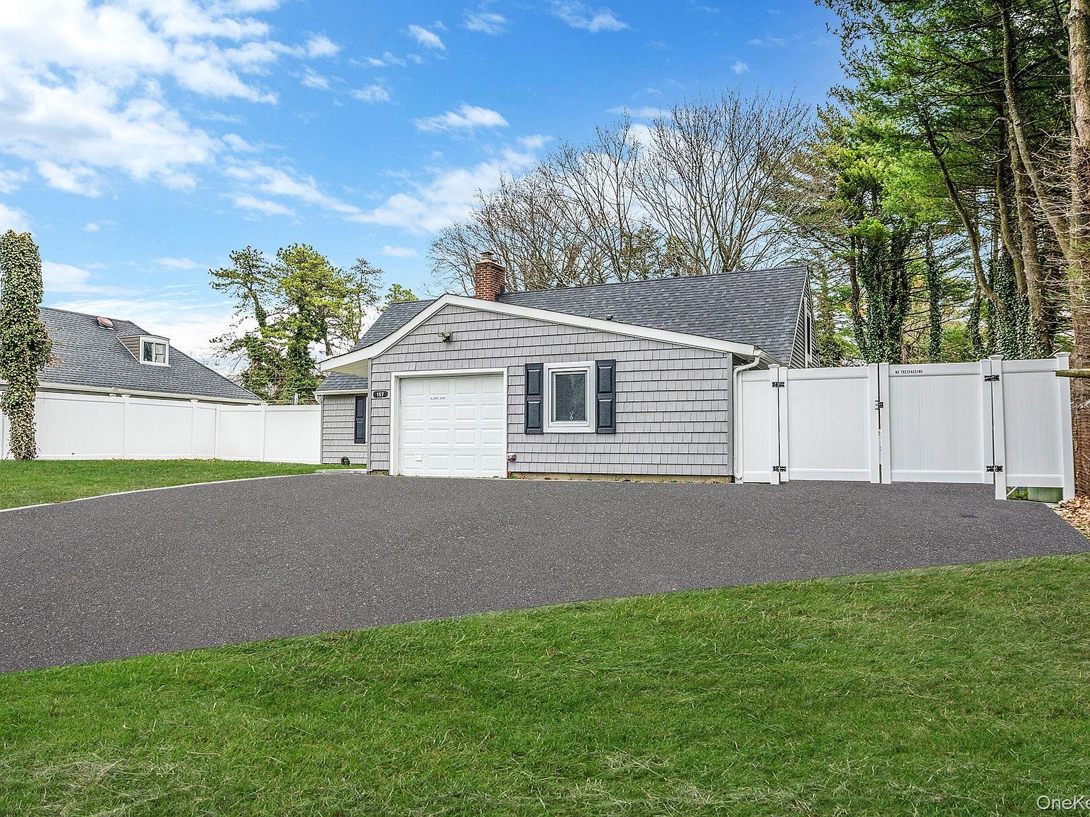 157 Serpentine Ln Islandia, NY 11749 - Thumbnail 4