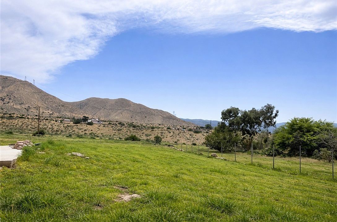 20485 Piedmont Rd Apple Valley, CA 92308 - Thumbnail 4