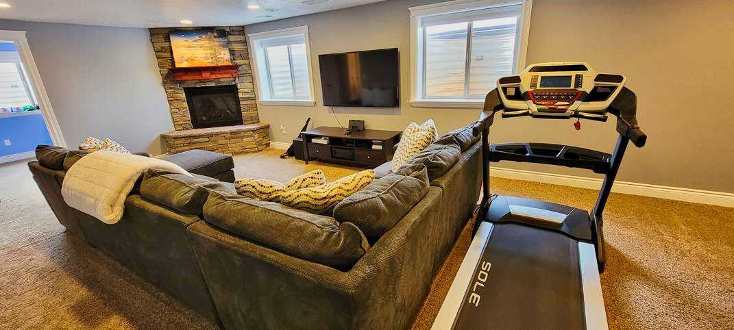 557 East Ridgeline Drive, Morgan, UT, USA, 84050 - Thumbnail 4