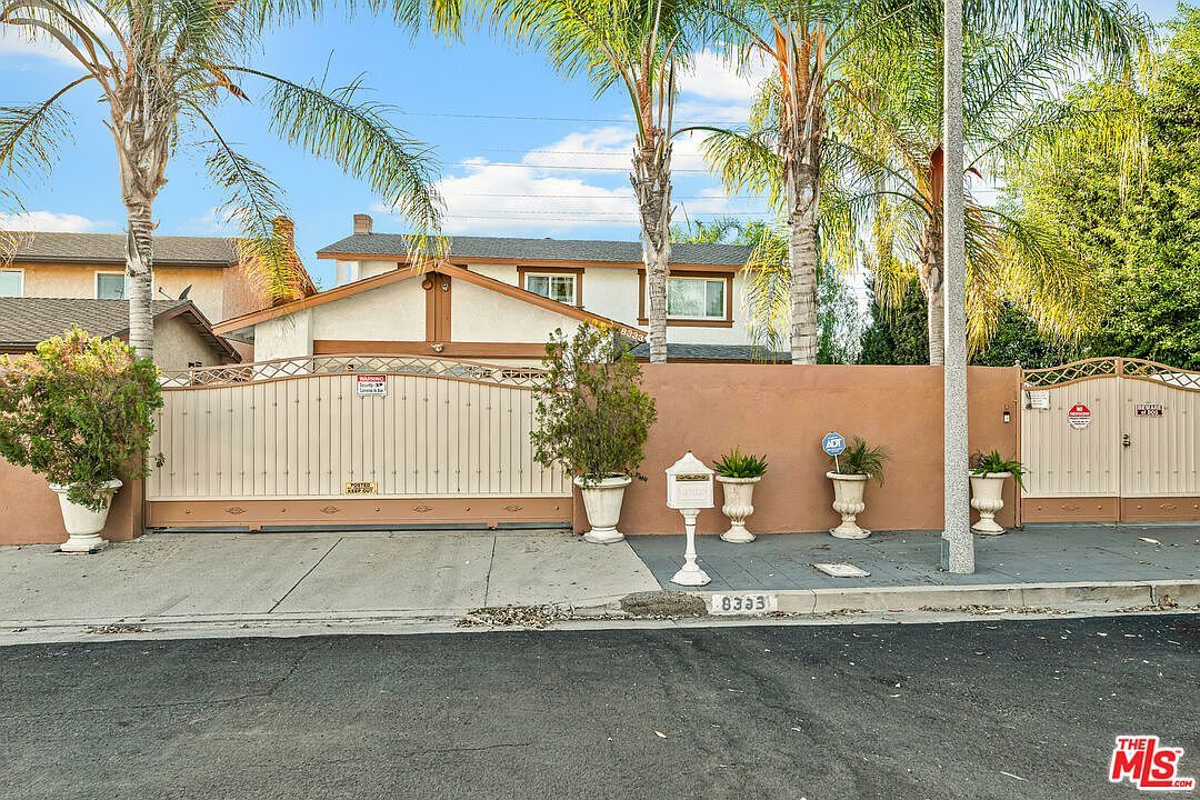 8333 Topeka Dr Northridge, CA 91324 - Thumbnail 4