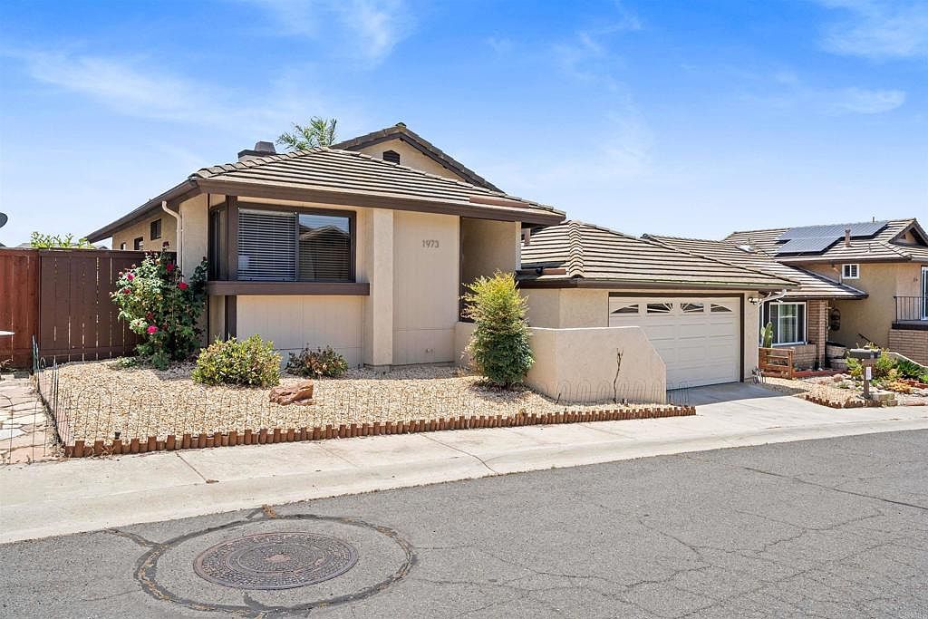 1973 Buckskin Gln Escondido, CA 92027 - Thumbnail 4