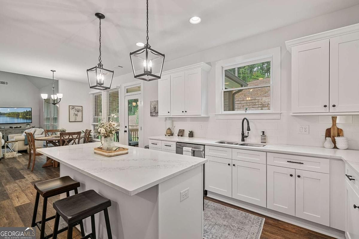 298 Boulder Lake Dr NE Cartersville, GA 30121 - Thumbnail 4