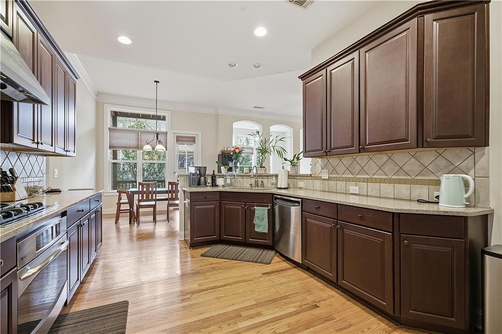 2951 Rivergreen Ln SE Atlanta, GA 30339 - Thumbnail 4