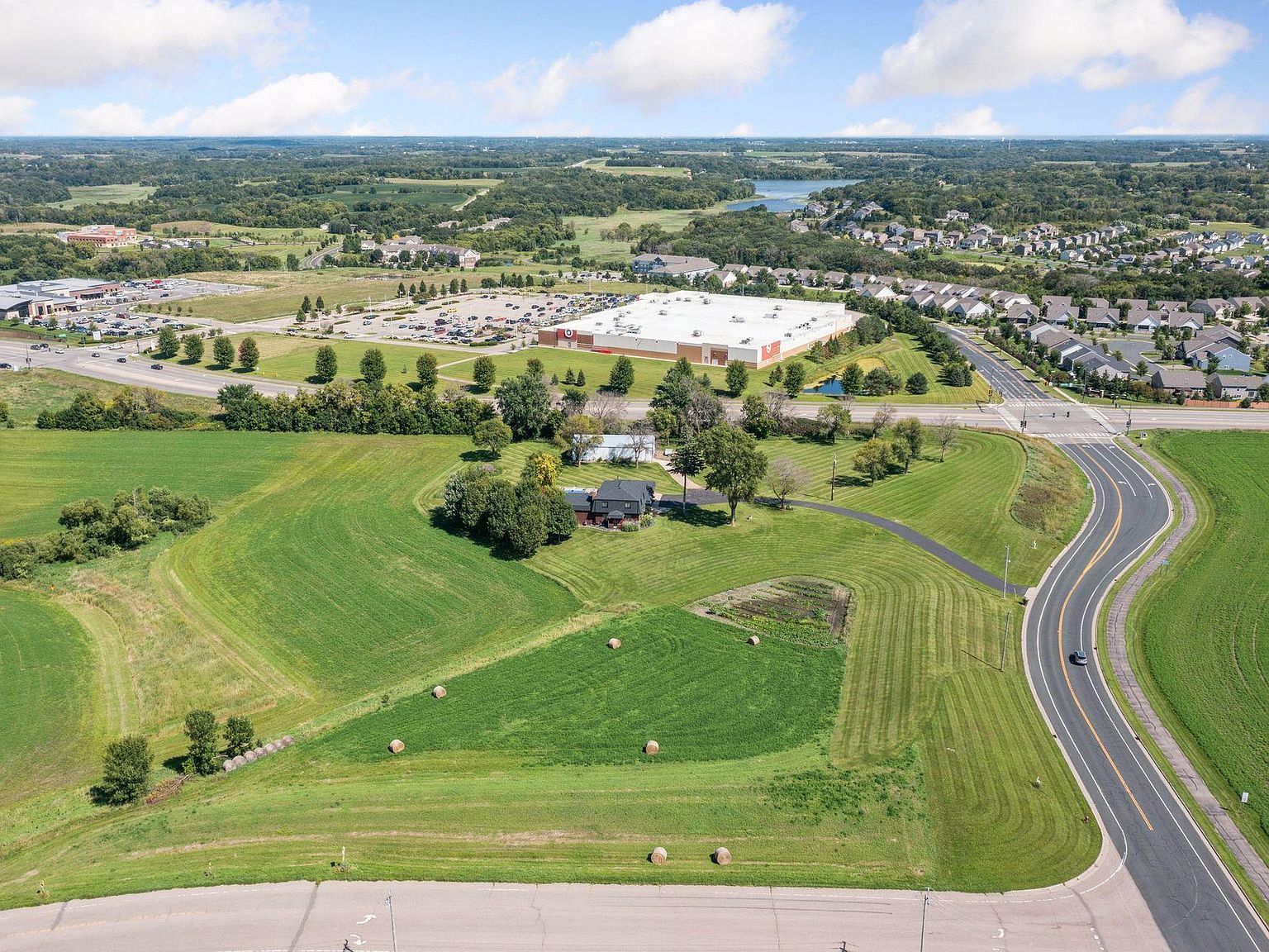 700 10th St E Waconia, MN 55387 - Thumbnail 4