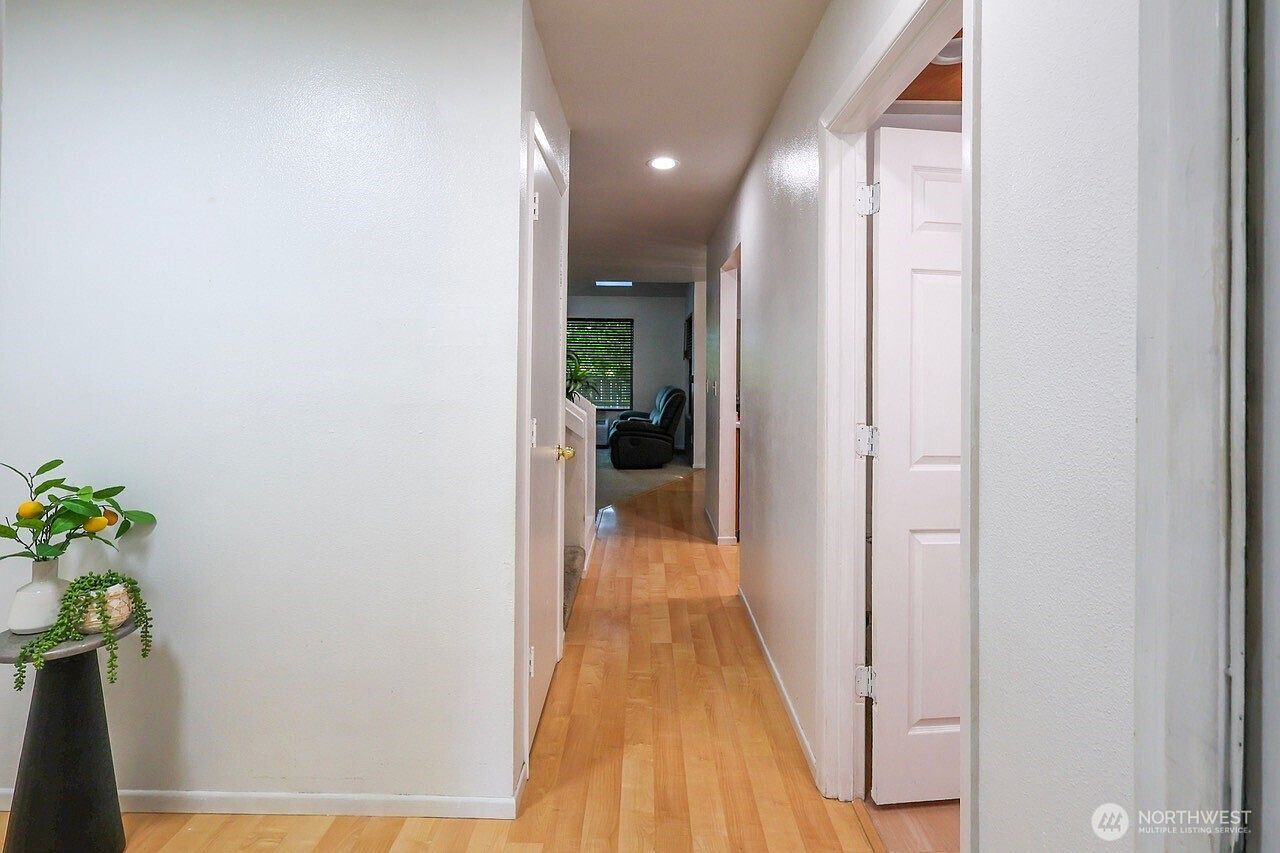 7824 NE Loowit Loop APT 70 Vancouver, WA 98662 - Thumbnail 4