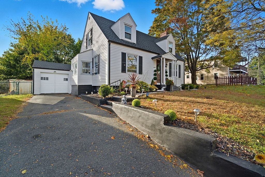 1682 N Main St Palmer, MA 01069 - Thumbnail 4