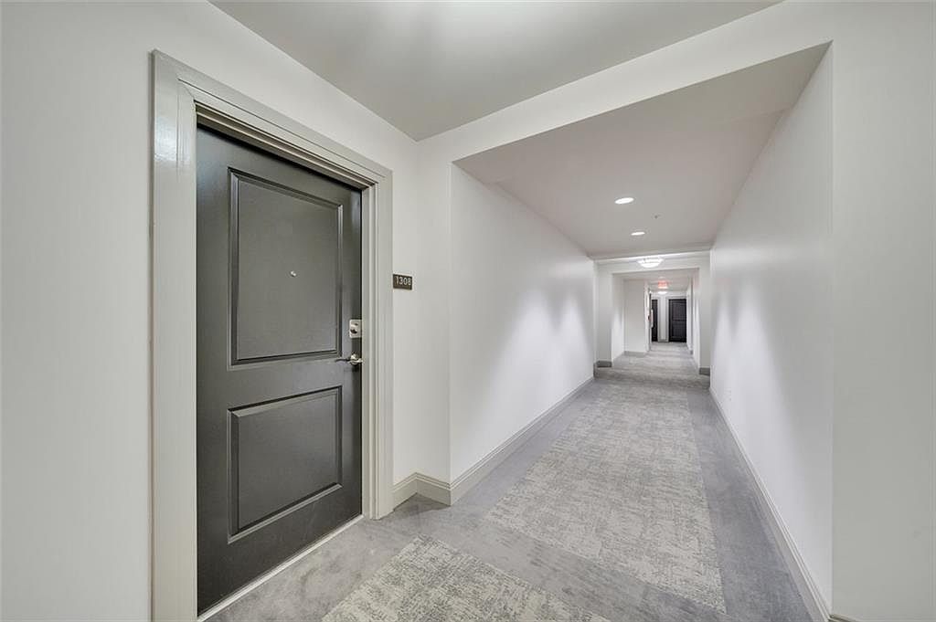 3040 Peachtree Rd NW UNIT 1308 Atlanta, GA 30305 - Thumbnail 4