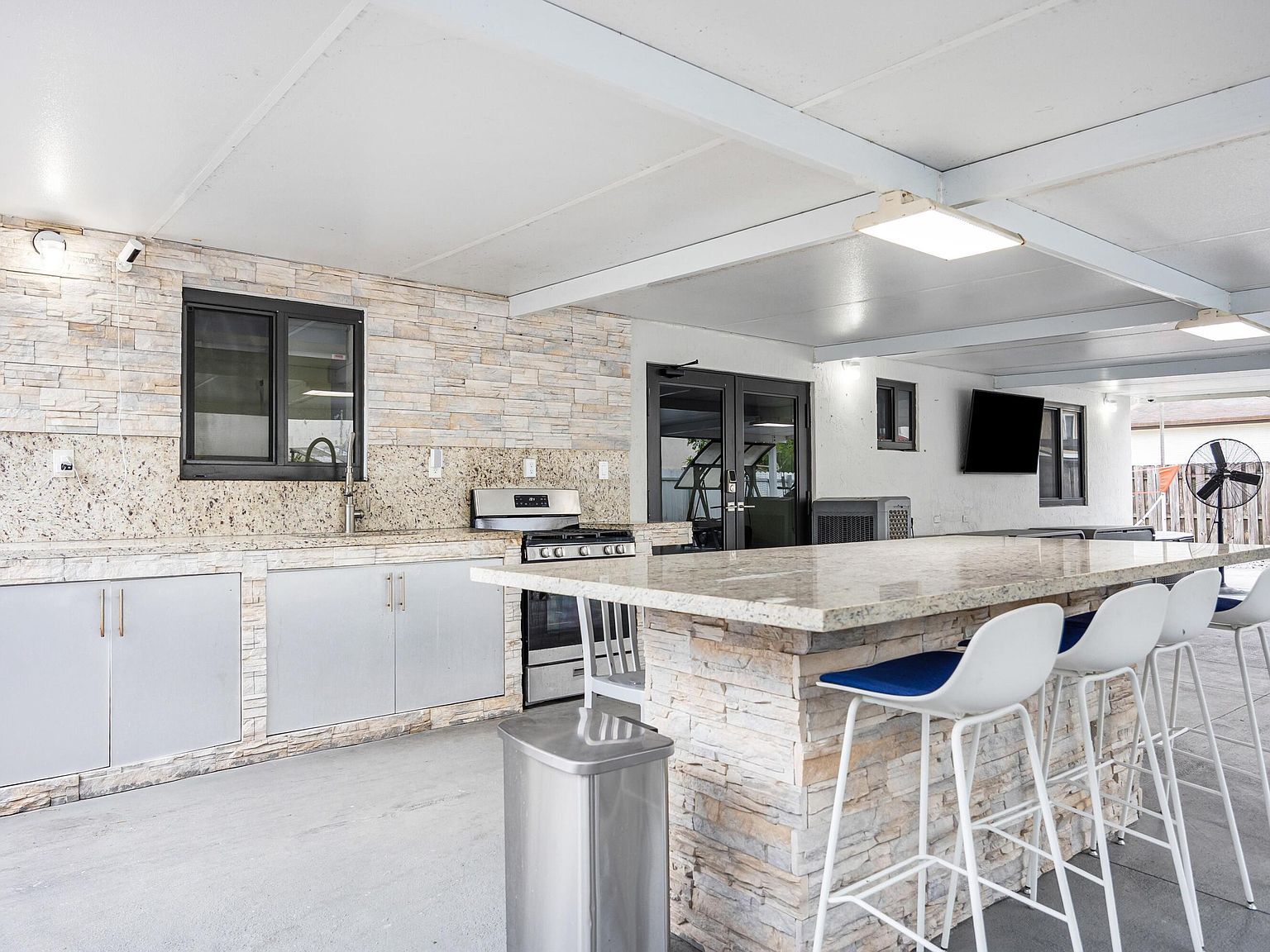 29303 SW 144th Ave Homestead, FL 33033 - Thumbnail 4