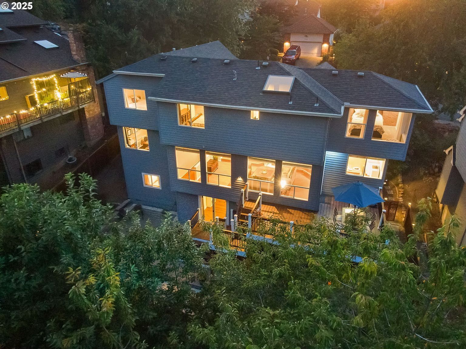 7766 SW Bayberry Dr Beaverton, OR 97007 - Thumbnail 4