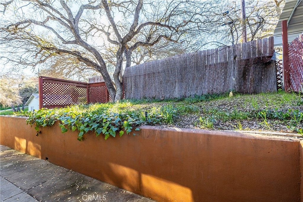 2237 Vine St Paso Robles, CA 93446 - Thumbnail 4