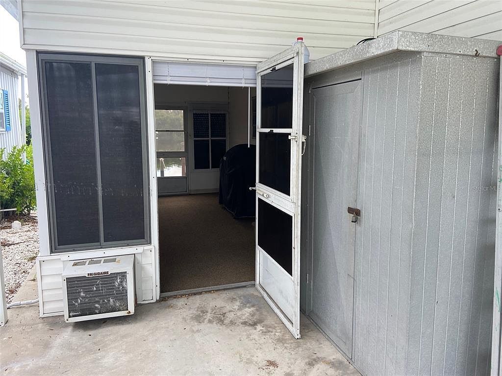 192 Jet Dr Palmetto, FL 34221 - Thumbnail 4