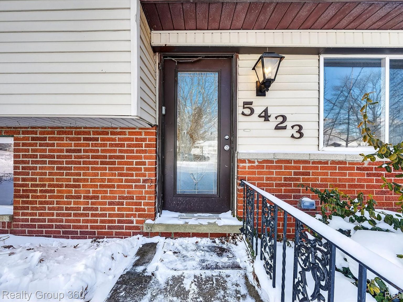 5423 Mikewood Dr Waterford, MI 48327 - Thumbnail 4