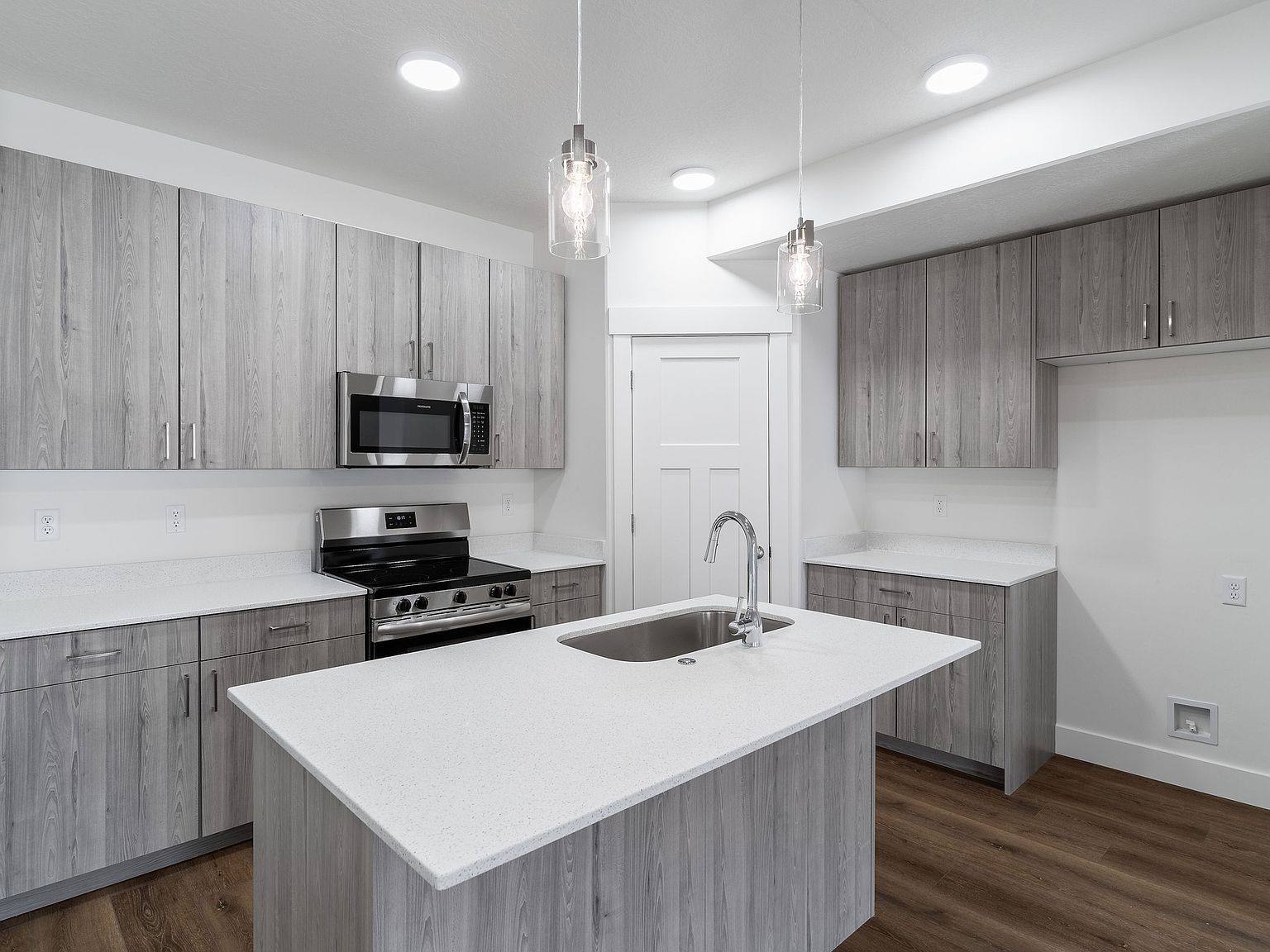 2805 S Orchard Hill Ln Perry, UT 84302 - Thumbnail 4