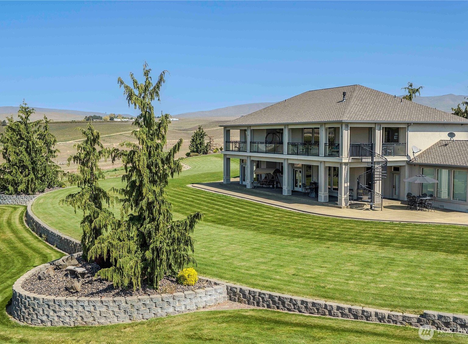 1050 Lewandowski Rd Sunnyside, WA 98944 - Thumbnail 4