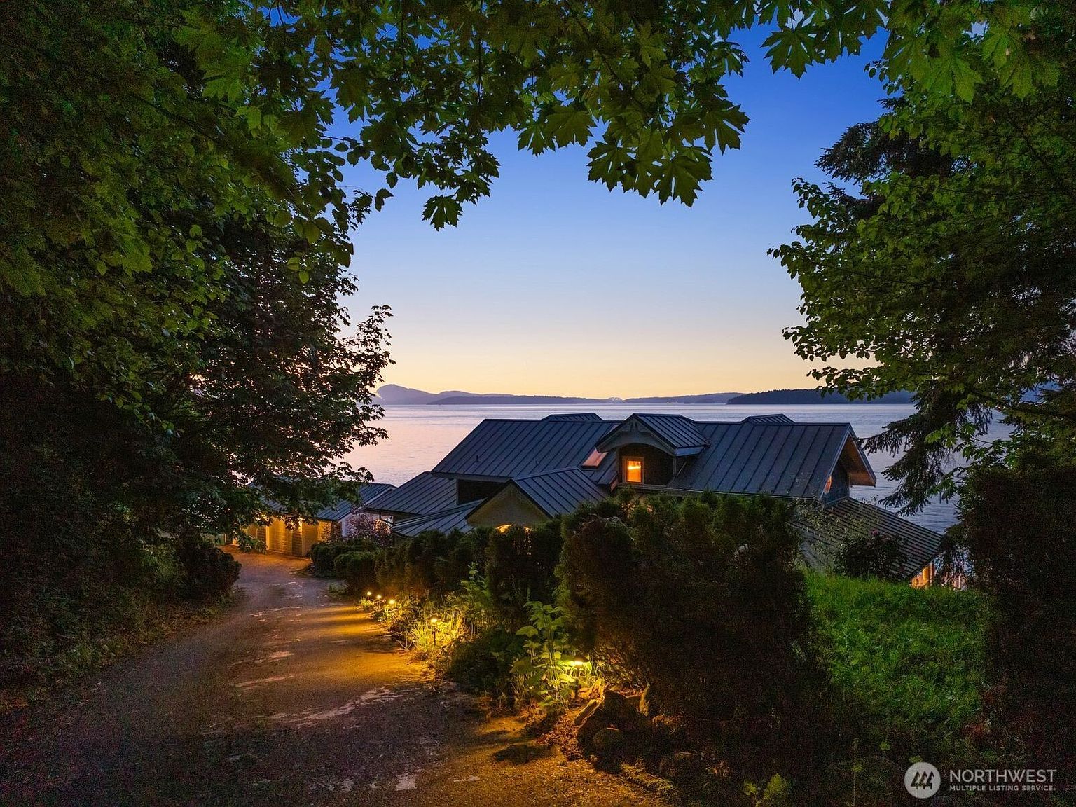 3364 Bultman Ln Oak Harbor, WA 98277 - Thumbnail 4