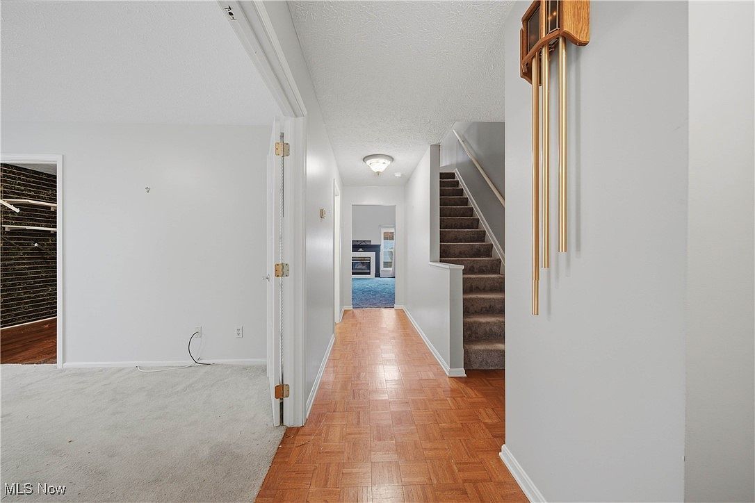 6686 Hogan Way NW Canton, OH 44718 - Thumbnail 4