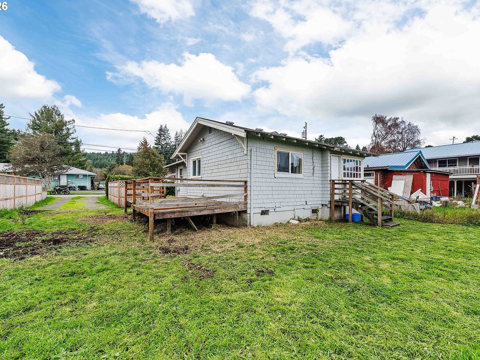 1066 S 8th St Coos Bay, OR 97420 - Thumbnail 4