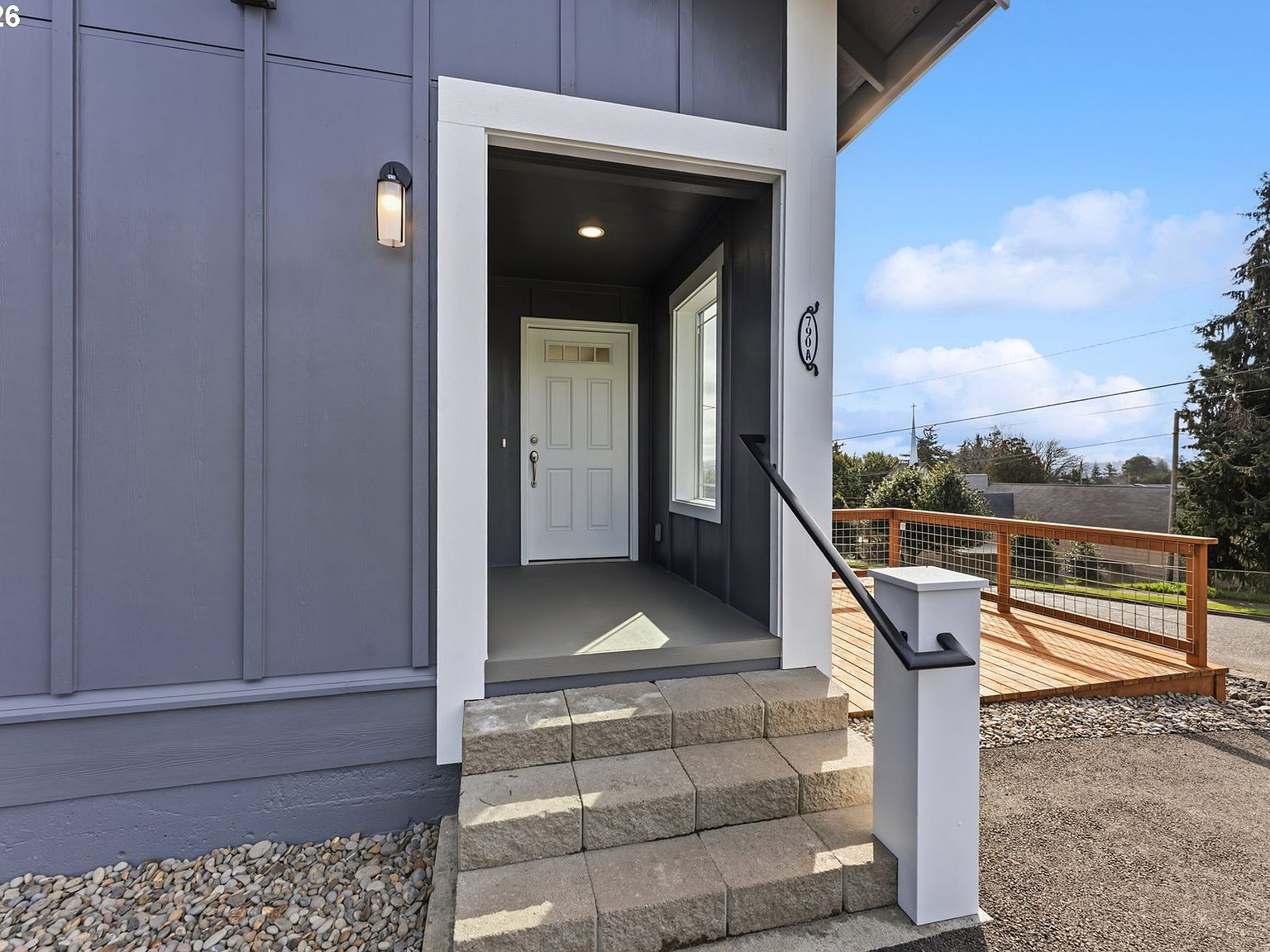 790 Oregon St North Bend, OR 97459 - Thumbnail 4