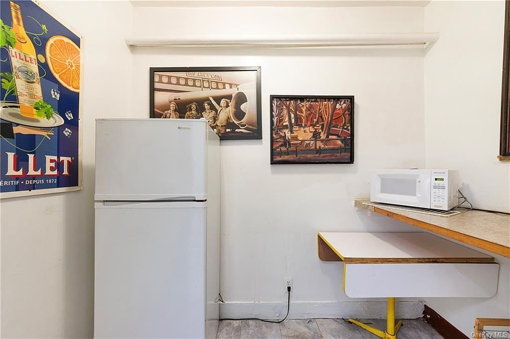 154 E 105th St New York, NY 10029 - Thumbnail 4