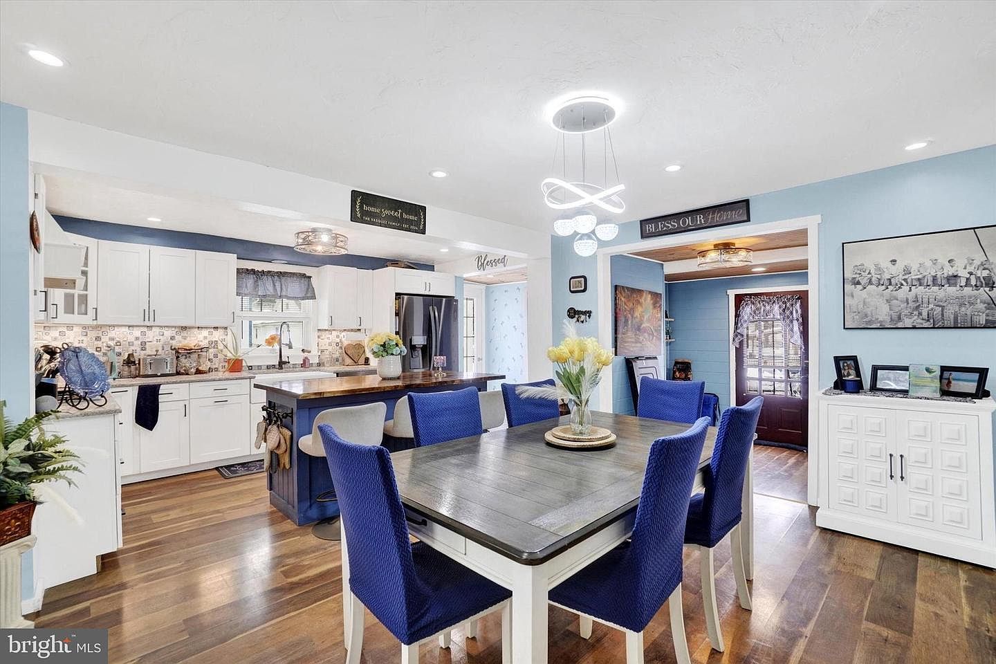 147 Maple St Manchester, PA 17345 - Thumbnail 4