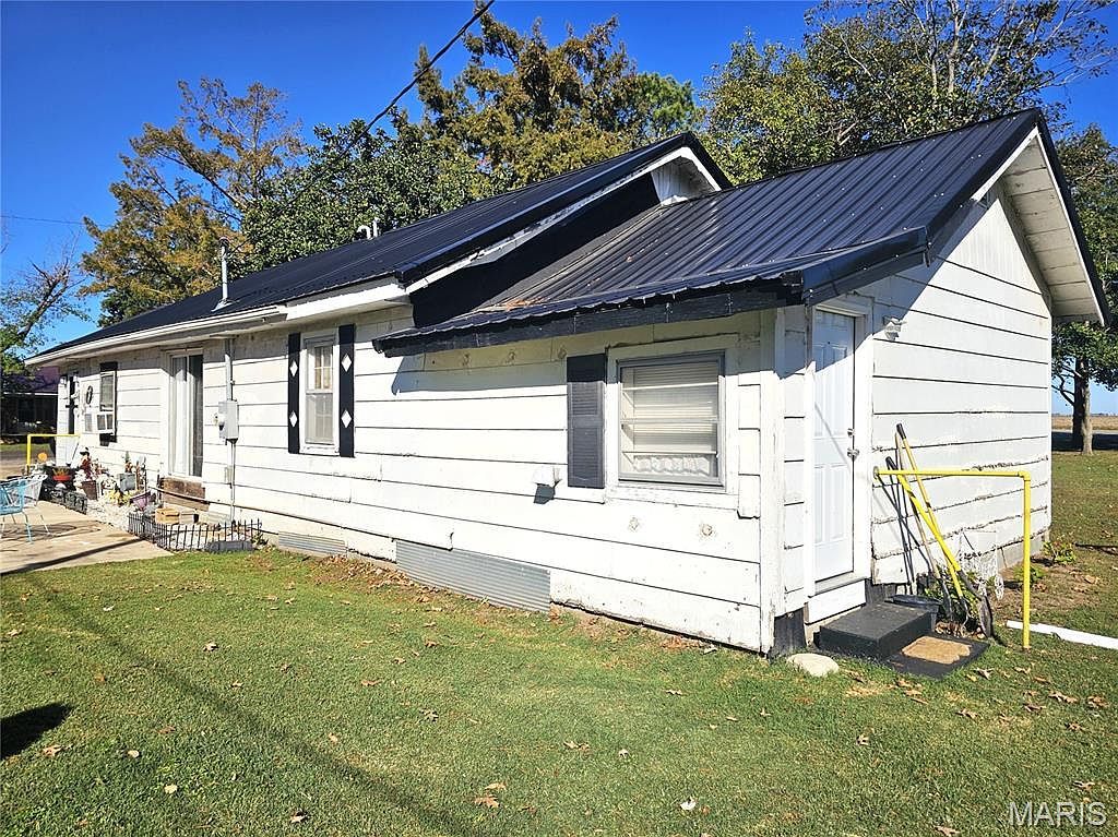 406 N Anderson Ave Gideon, MO 63848 - Thumbnail 4