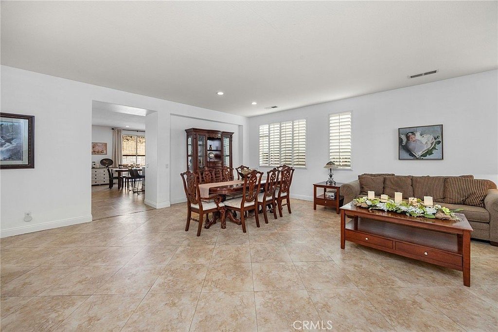 13308 Heather Lee St Corona, CA 92880 - Thumbnail 4