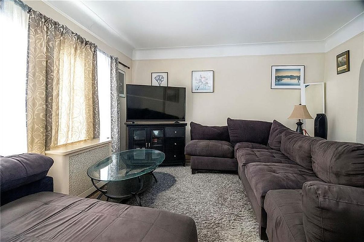 4809 Avenue Brooklyn, NY 11234 - Thumbnail 4