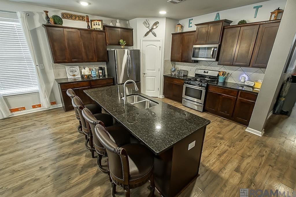 11383 Legacy Oaks Ln Gonzales, LA 70737 - Thumbnail 4