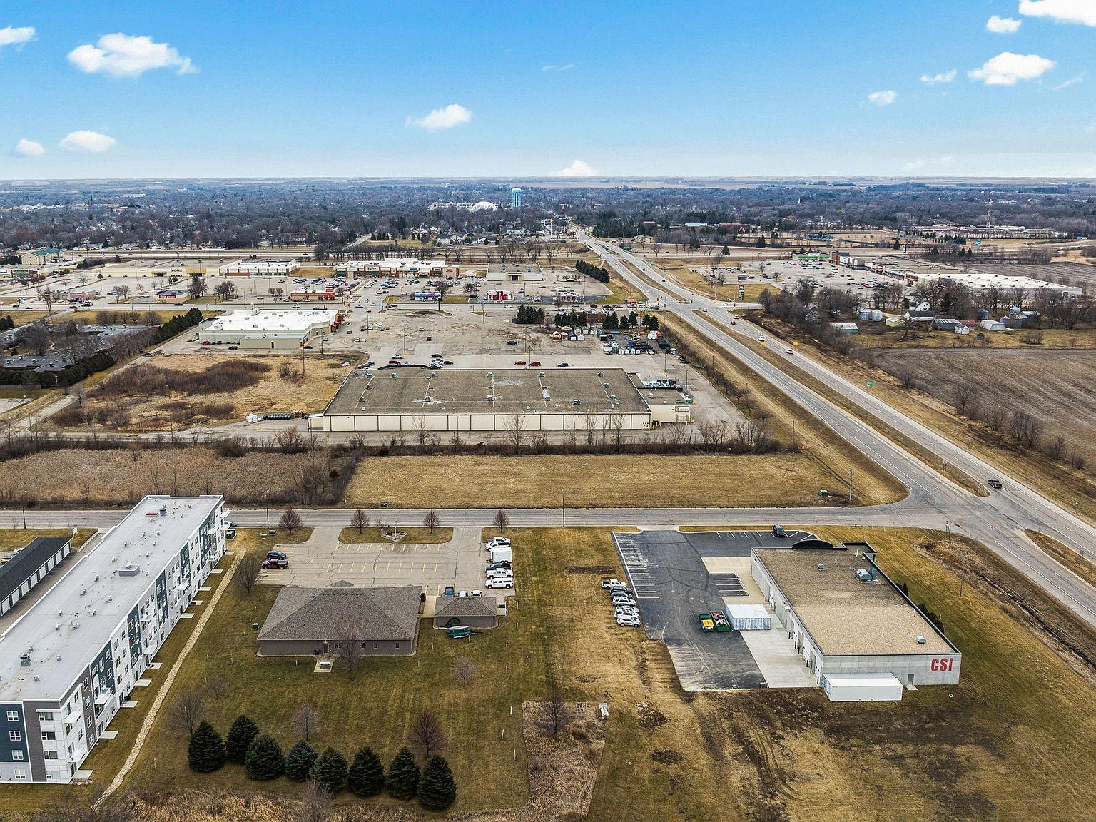 1400 18th Ave NW Austin, MN 55912 - Thumbnail 4