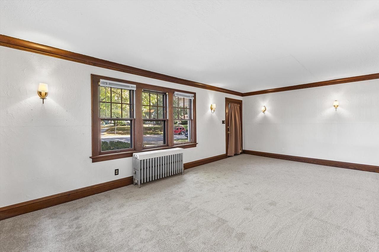 3731 N. Morris #3733 Milwaukee, WI 53211 - Thumbnail 4