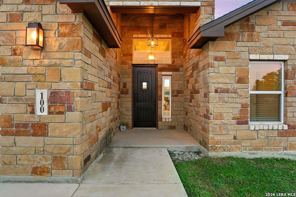 100 W Short Meadow Dr Lytle, TX 78052 - Thumbnail 4