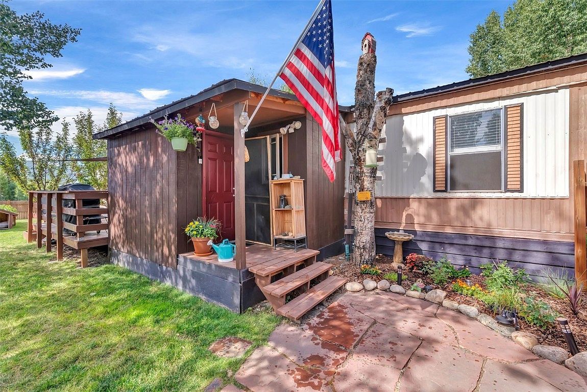 2900 W Acres Dr UNIT 20 Steamboat Springs, CO 80487 - Thumbnail 4