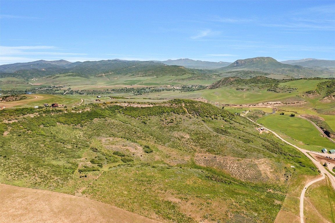 23000 Saddlebow Ln Steamboat Springs, CO 80487 - Thumbnail 4
