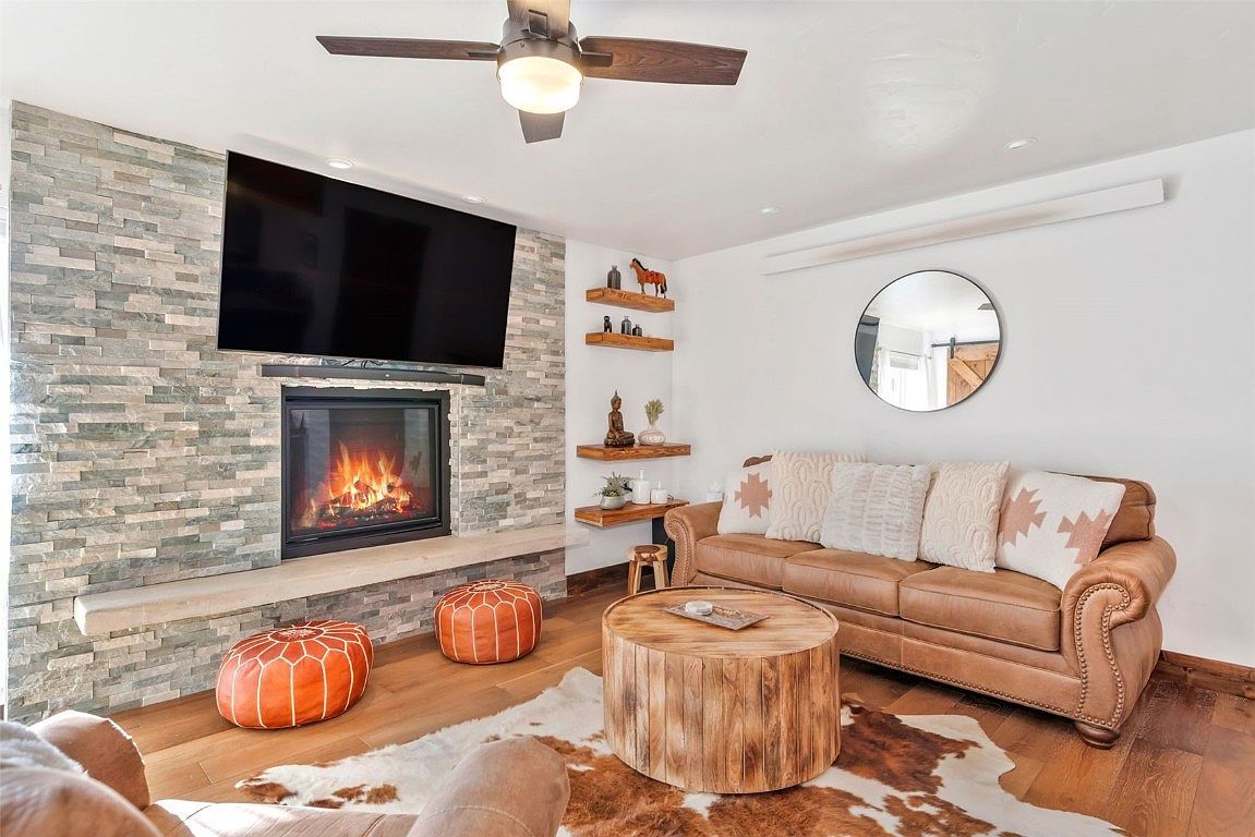 2235 Storm Meadows Dr #312 Steamboat Springs, CO 80487 - Thumbnail 4