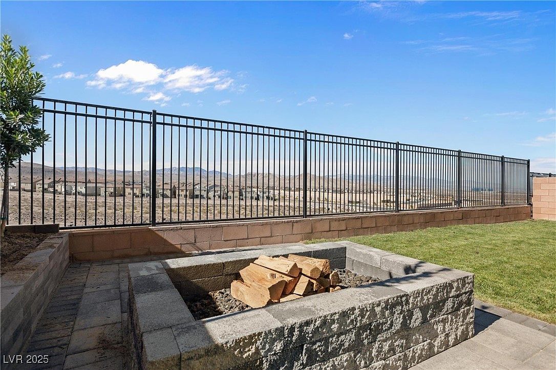 2741 Gallarate Dr Henderson, NV 89044 - Thumbnail 4