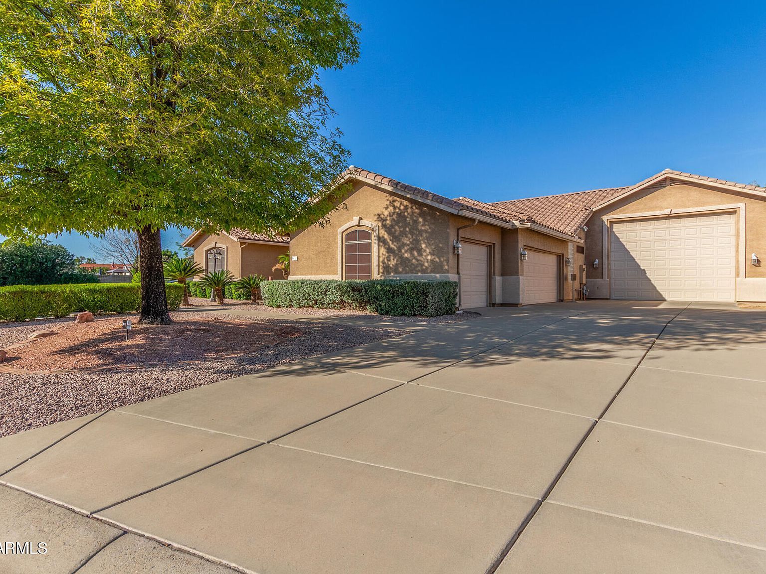 5452 W West Wind Dr Glendale, AZ 85310 - Thumbnail 4